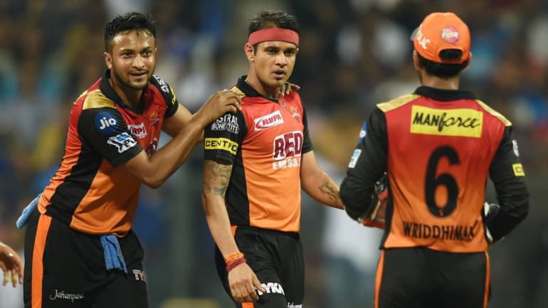 IPL 2018 Sunrisers Hyderabad beat Royal Challengers Bangalore by 5 runs, see who goes there (1)