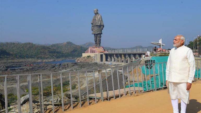 Go to see the Statue of Unity in India, Gujarat.