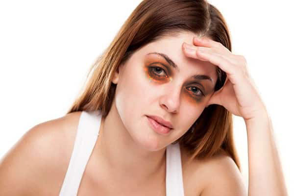 Do follow beauty tips to remove dark spots under eyes आंखों