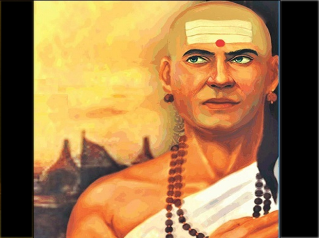 The wise person, according to Chanakya, does not tell anyone about this 5 things, so don't forget.