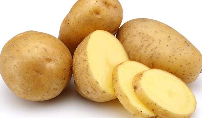 By consuming more potatoes, you are becoming a victim of these dangerous diseases आलू