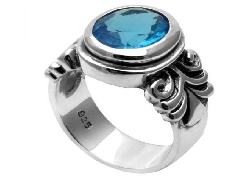 Приснилось кольцо мужчине. Магические кольца. К чему снится серебряный перстень с камнем. Кольцо для сна. Приснилось серебро украшения.