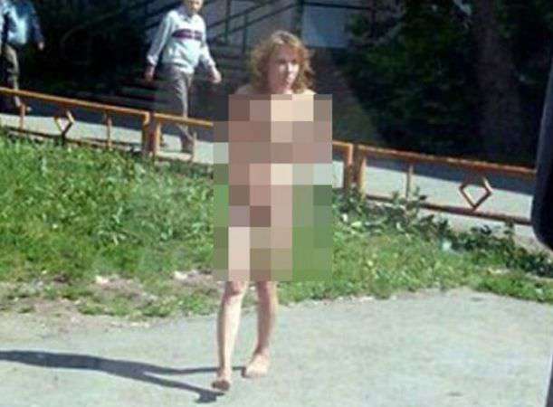 The husband did such an act, the woman came out naked on the streets…