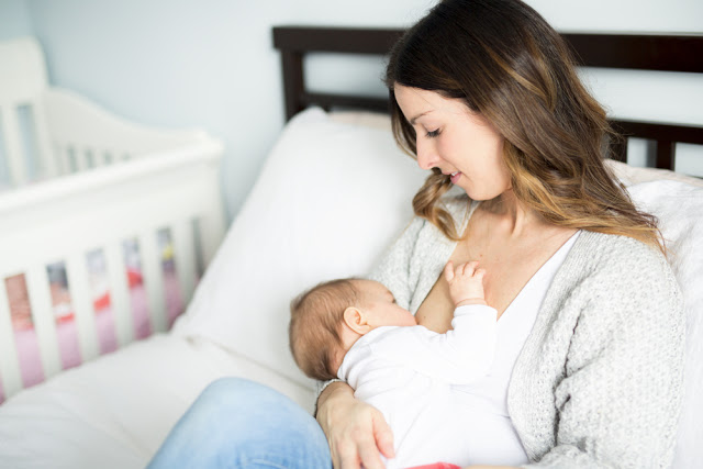 Breastfeeding benefits more than mother, know benefits