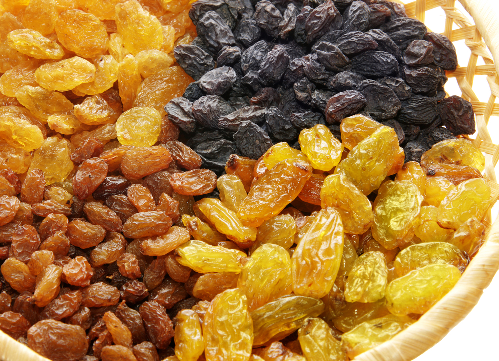 Use raisins in these ways, then see these 5 major changes in your body किशमिश