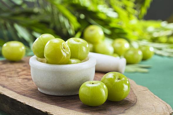Consumption of amla causes many diseases in the body, just go away आंवले