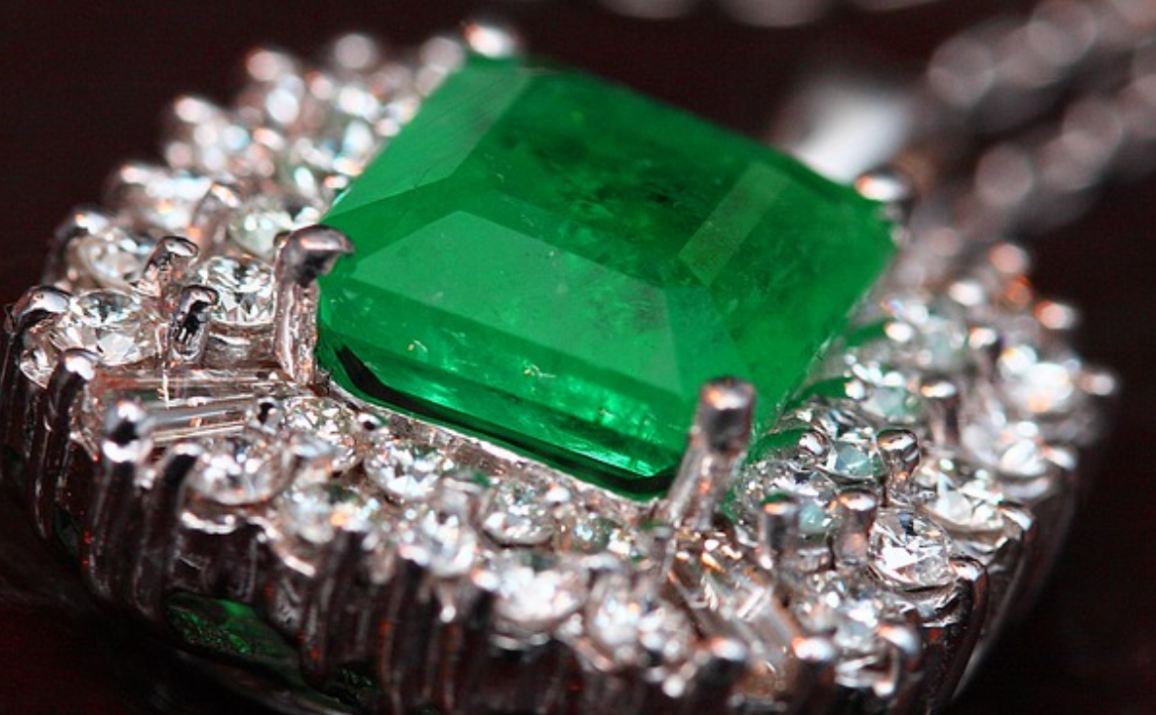 Know which amount you get from the benefits of wearing emerald, in which case should you also get the wonderful benefit