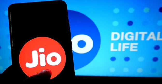 Jio is offering this offer for 1.5 GB data per day for ₹ 99