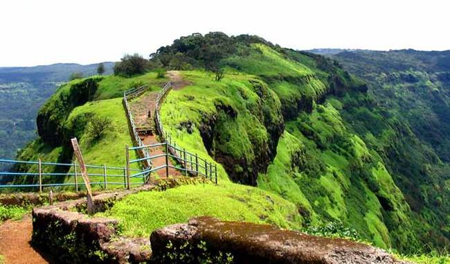 If you go to Maharashtra, do not forget to visit these 5 places, your mind will also be happy after visiting.