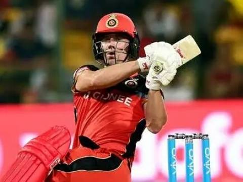 If you want to hit a yorker ball for six, then learn from these 4 batsmen of IPL