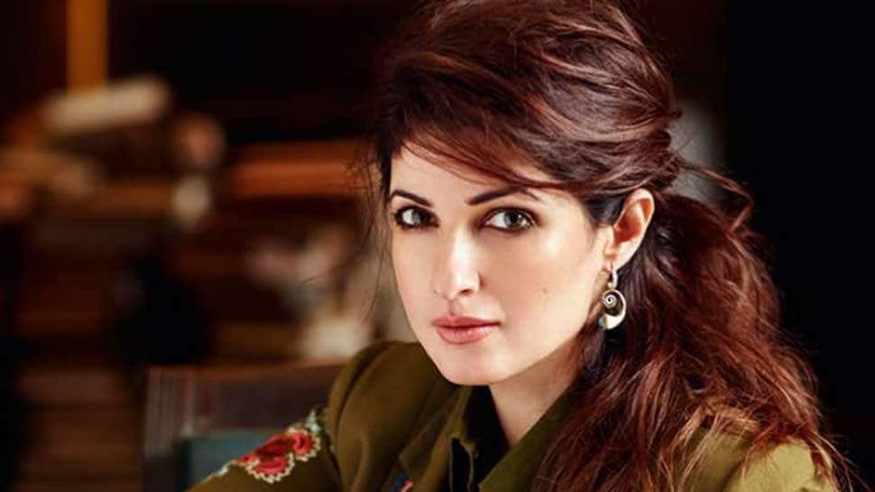 twinkle khanna married this rich actor after her flop career