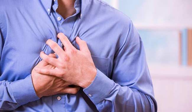 This dangerous disease is the cause of chest pain, you also know दर्द