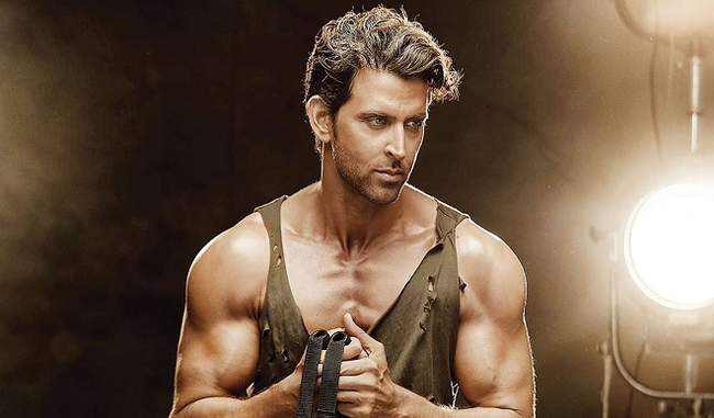 In the case of stardom of these 4 actors, Hrithik Roshan also fades अभिनेताओं