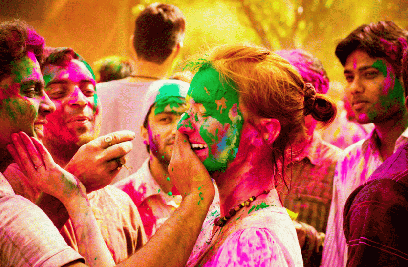 colors used in holi can take you life , see how