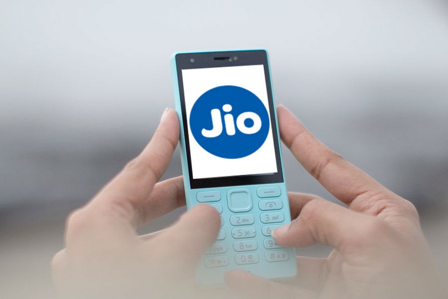 Jio's Jio Phone Lite will be launched for just Rs 399, know its features रिलायंस