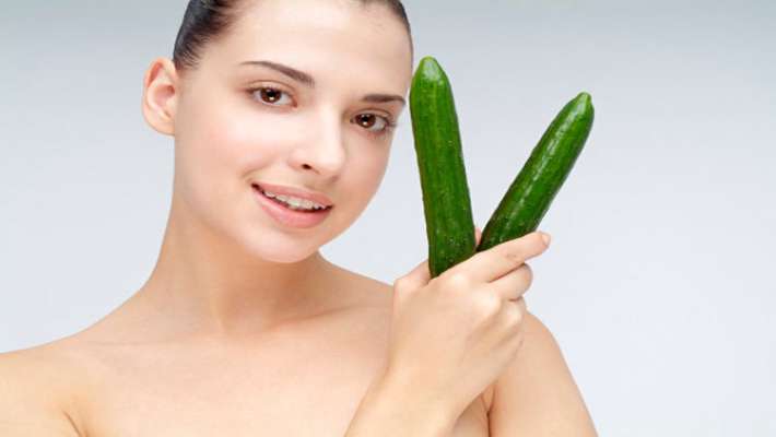 Why do girls use cucumbers, you will be shocked to know खीरे
