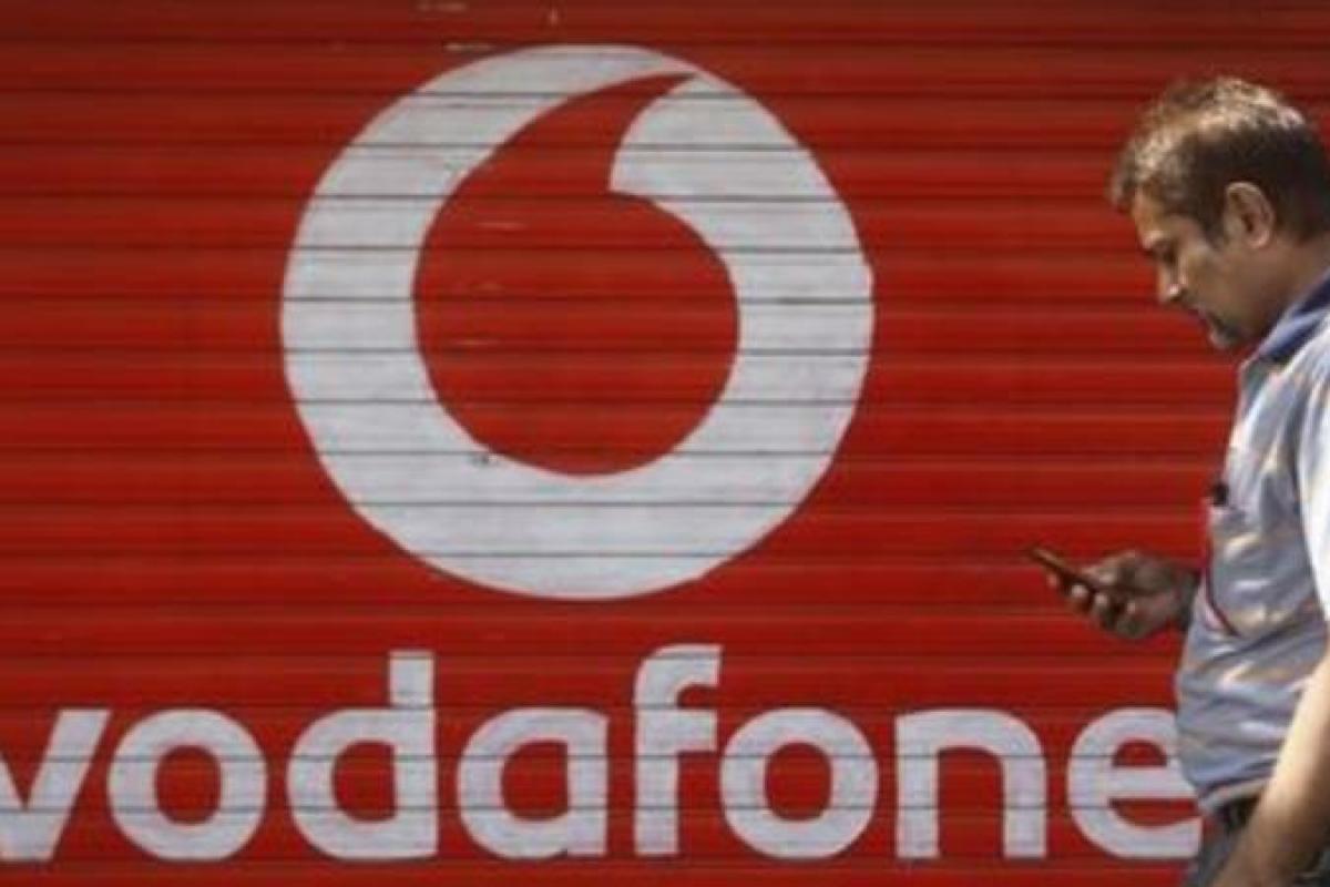 forget jio Airtel, when you will see these cheap plans of Vodafone वोडाफोन