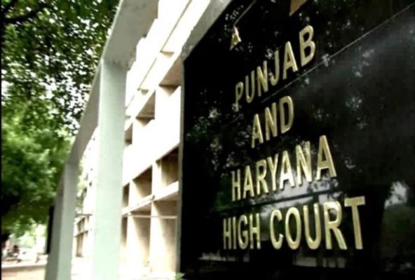 The mother of two wanted to be with her lover, the court imposed a fine of Rs 25,000 when the matter reached the court