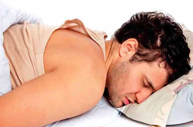 If you have a habit of sleeping like this, then you can come in the grip of terrible disease