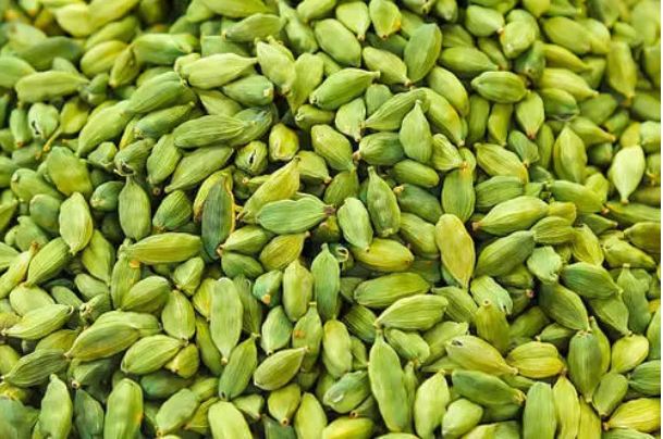 Amazing benefits of cardamom for skin, hair and health