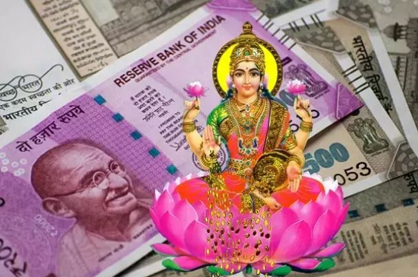 Know what amount people should buy on the day of Dhanteras