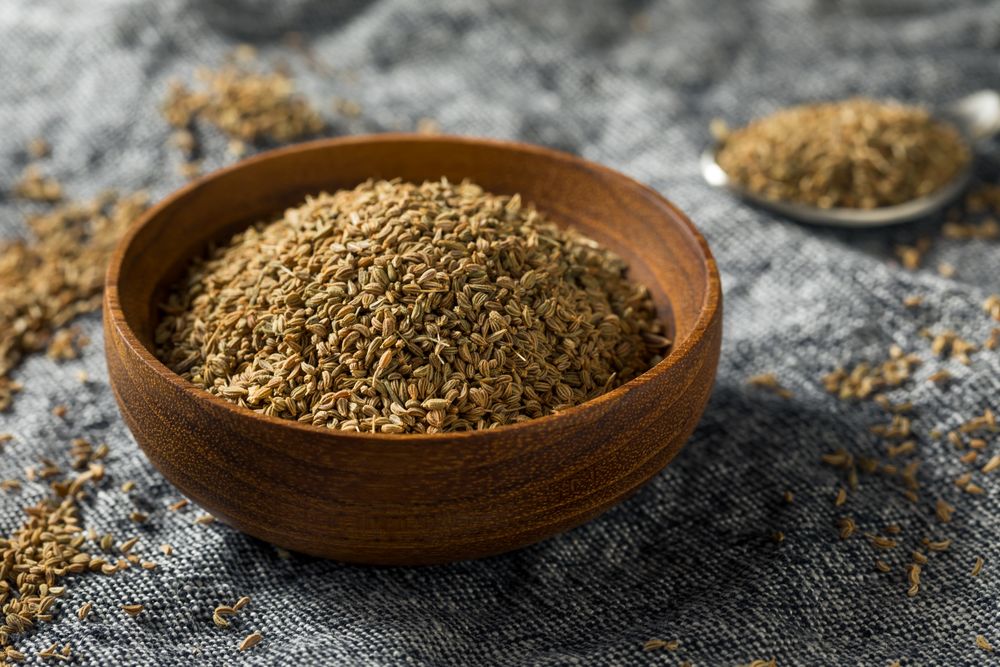 There are many benefits of eating Ajwain, beneficial in severe to severe diseases.