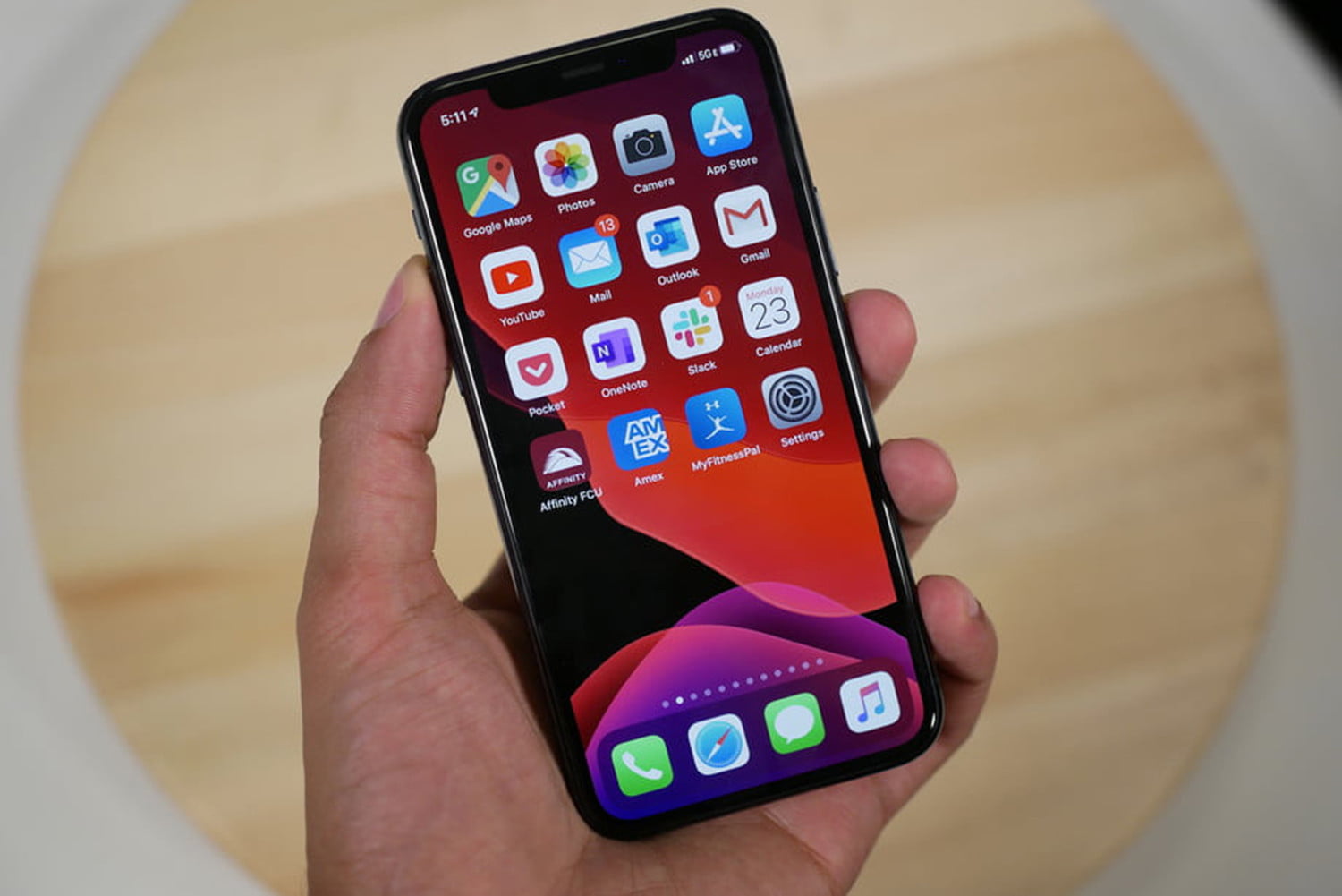 If your Iphone11 touch screen has problems, the company offers free display replacement