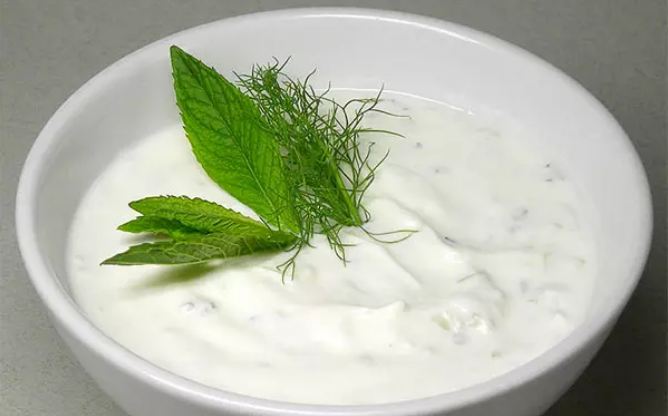 Eating yogurt daily is of long life, its 10 physical benefits will surprise you.