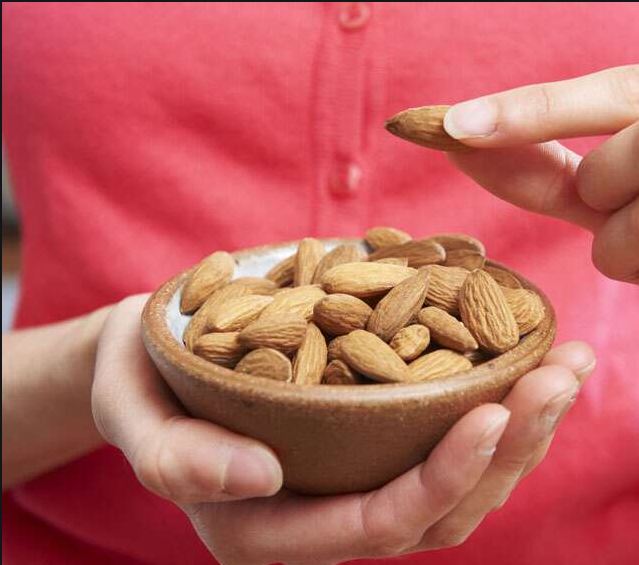 Every morning, eating 2 almonds on an empty stomach will end up from the root and see this 3 diseases of the man by clicking
