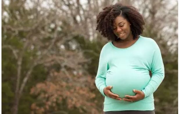 How many days after menstruation, women are pregnant