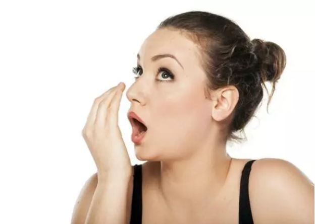 If you are also troubled by bad breath, then you should definitely follow these 5 measures