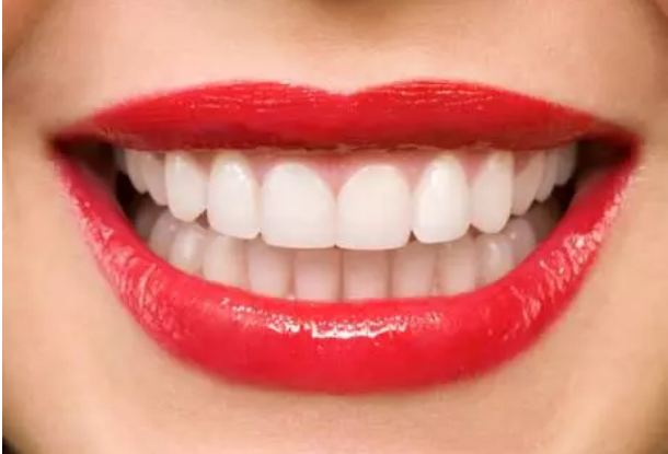 If you want to make the teeth white and shiny, rub it on the teeth before you make it.