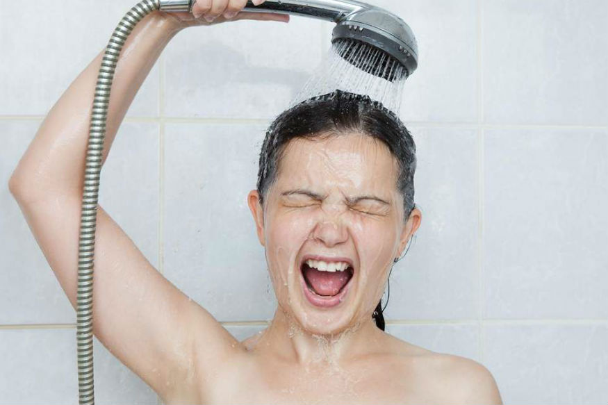 Knowing these 4 smart things to take a bath in winter will make you fit