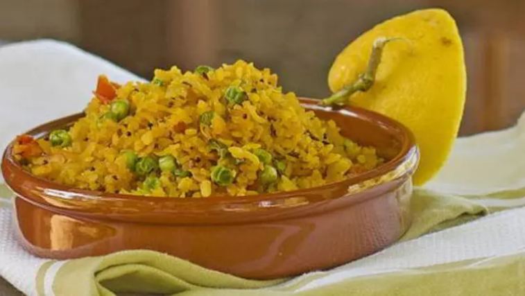 You will not know this benefit of eating a plate of poha every morning
