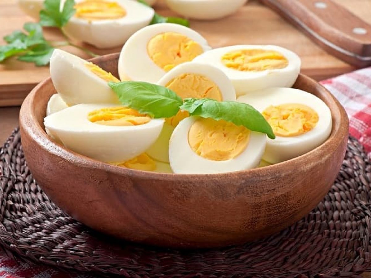 Do not forget to eat these things after eating boiled eggs