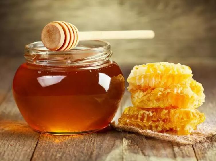 From the skin to the muscles, it is strong if you consume one teaspoon of honey.