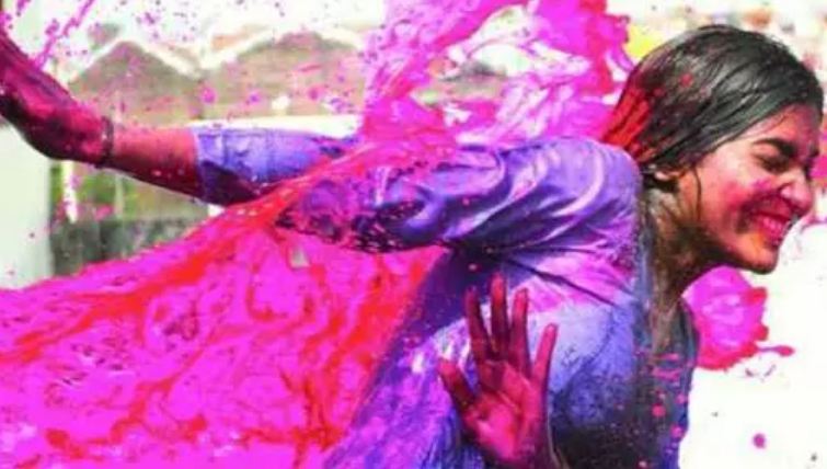 Holi is the day of freedom from troubles, definitely use this experiment