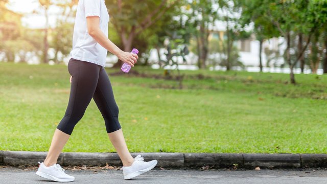 There are 12 wonderful benefits from walking, which you may not know