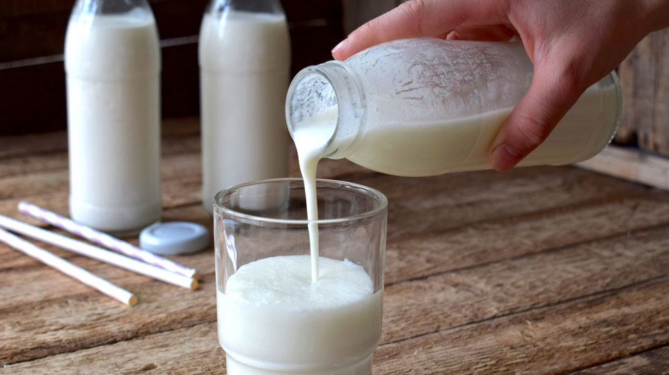 Do not forget the milk drinkers at bedtime, do these 2 mistakes, know fast