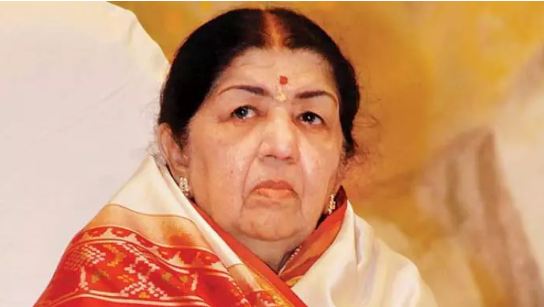 Bollywood's number one actress, Lata Mangeshkar's granddaughter, will be surprised to know