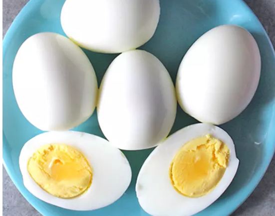 Eat 4 eggs daily for 10 days, then you will be surprised by what happens