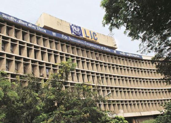 LIC is making its insurers careful! Know the reason for this further
