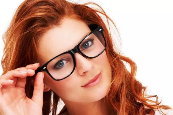 Remove and throw away eyeglasses, found a sure way to increase eyesight