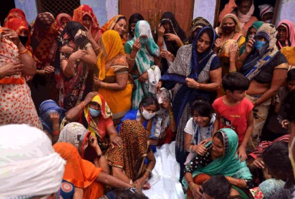 Aligarh massacre death toll rises to 50, administration gathered to hide the truth