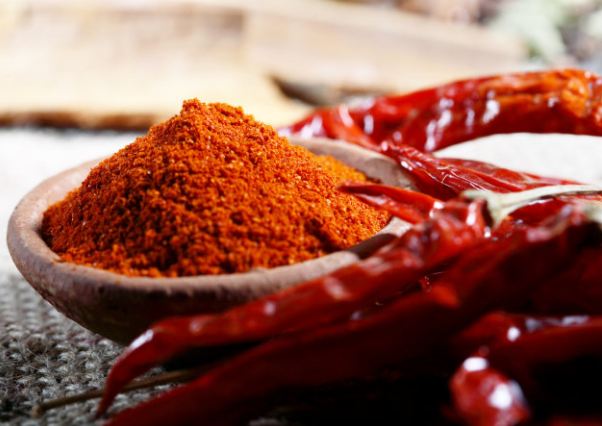 Be careful, red chillies can be dangerous for your health