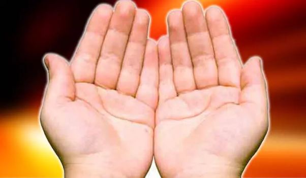 First of all, you get these benefits by having a glimpse of your palms as soon as you wake up in the morning.