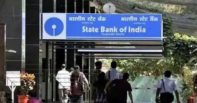 Good news Accident insurance cover of Rs 2 lakh to these account holders from SBI