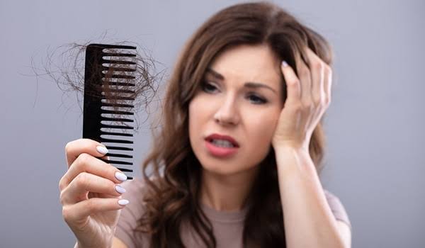 Your hair will never break now, before sleeping at night, do one easy thing, the problem of hair loss will go away