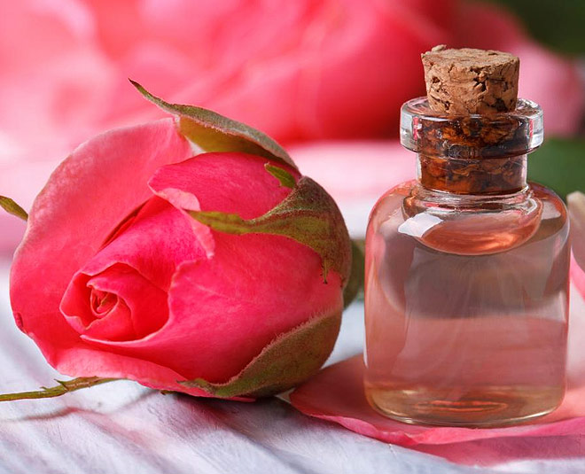 Rose water removes eye fatigue, know what are its benefits