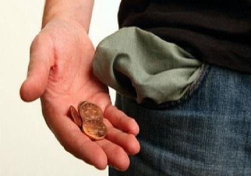 If coins fall from pocket while withdrawing money, then understand that this is going to happen to you.